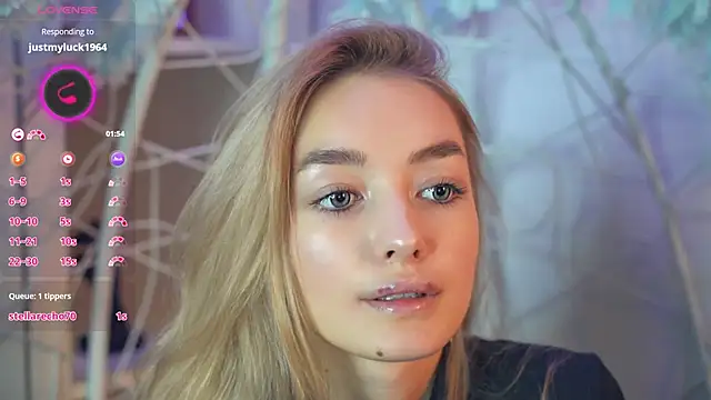 Snapshot of FlairCunard chatting on 12-07-24, 03:19 FlairCunard online show from 12-07-24, 03:19