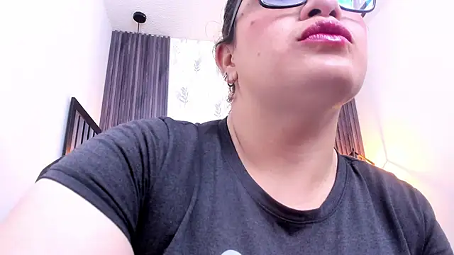 Snapshot of brigittemiller chatting on 11-07-25, 03:45 brigittemiller online show from 11-07-25, 03:45