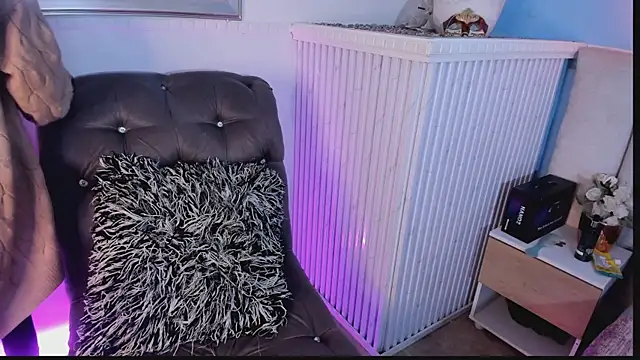 dayanne07 online show from 01-22-25, 04:23