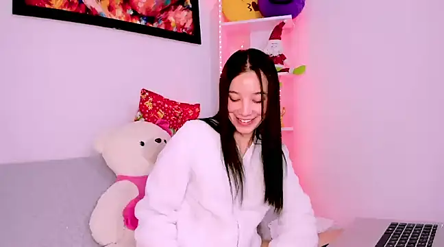 Manuelaa mejiia online show from 12-16-24, 04:05