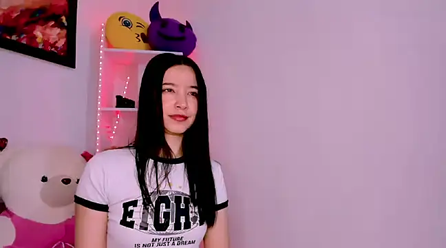 Manuelaa mejiia online show from 12-21-24, 01:42