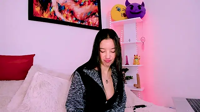 Manuelaa mejiia online show from 02-18-25, 03:21