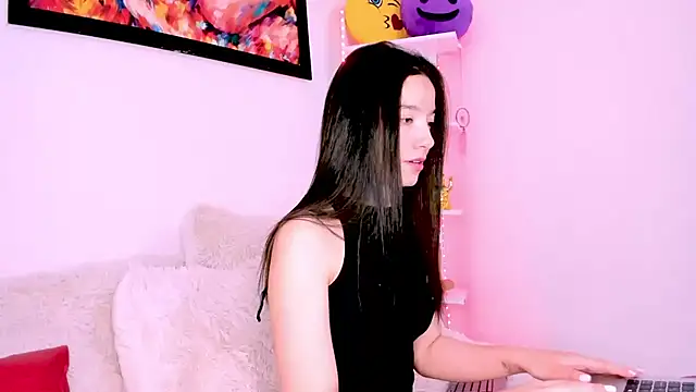 Manuelaa mejiia online show from 02-20-25, 04:14