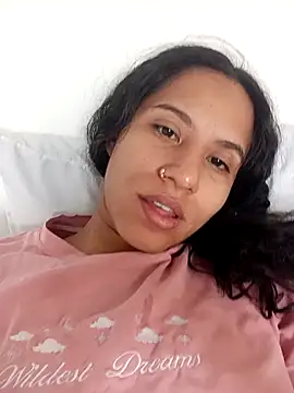 Karii-R online show from 12-22-25, 05:32