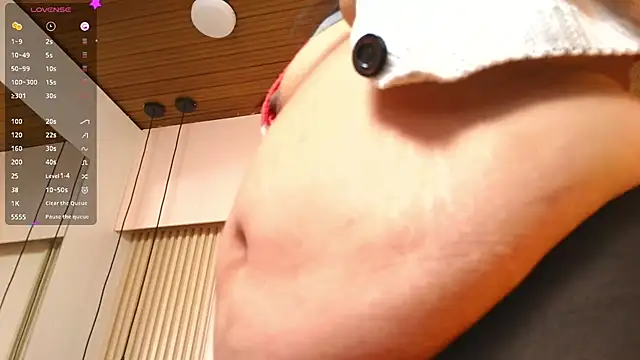 Snapshot of virtual_charm chatting on 06-12-26, 12:59 virtual charm online show from 06-12-26, 12:59