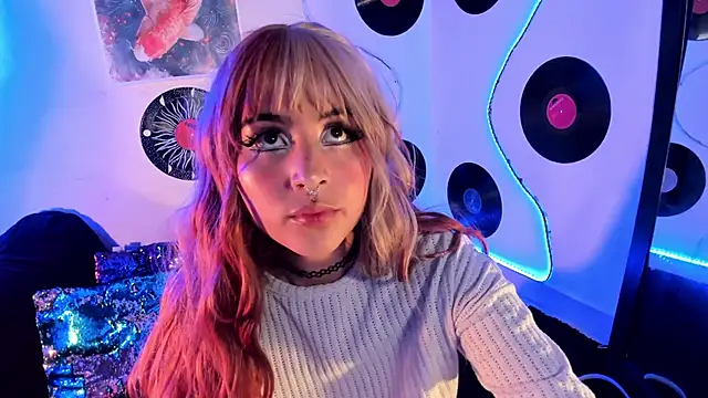  dahian14  online show from 03-08-25, 04:23