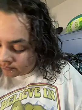 Snapshot of DatBishYouMiss chatting on 01-14-25, 06:13 DatBishYouMiss online show from 01-14-25, 06:13