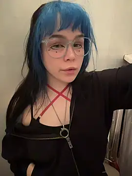 MaddisonHaas online show from 04-18-26, 07:07