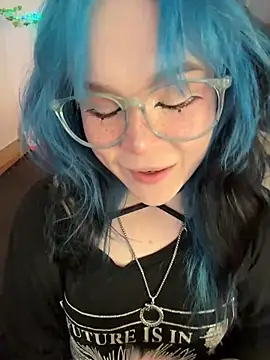 Snapshot of MaddisonHaas chatting on 05-10-26, 01:27 MaddisonHaas online show from 05-10-26, 01:27