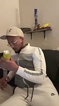 KySir1990 online show from 12-15-25, 04:39