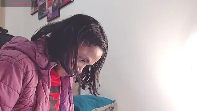 Snapshot of Samary_thomas chatting on 01-18-25, 12:13 Samary thomas online show from 01-18-25, 12:13