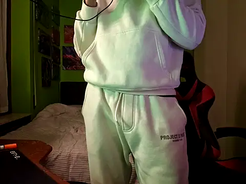 MASTERBULLY online show from 10-31-25, 10:22