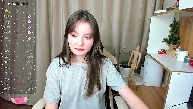 Fairyy Moon online show from 01-17-25, 02:28