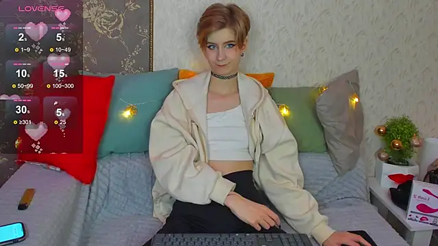 Snapshot of Angel_Jules chatting on 12-08-24, 04:14 Angel Jules online show from 12-08-24, 04:14