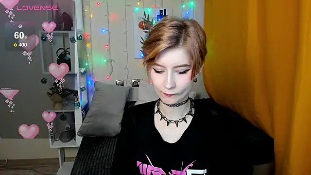 Snapshot of Angel_Jules chatting on 12-12-24, 04:15 Angel Jules online show from 12-12-24, 04:15