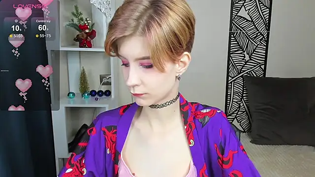 Snapshot of Angel_Jules chatting on 12-14-24, 04:12 Angel Jules online show from 12-14-24, 04:12