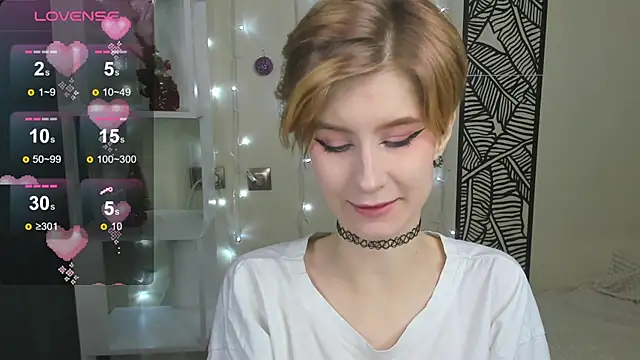 Snapshot of Angel_Jules chatting on 12-26-24, 04:10 Angel Jules online show from 12-26-24, 04:10