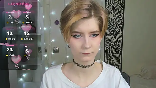 Snapshot of Angel_Jules chatting on 12-27-24, 01:22 Angel Jules online show from 12-27-24, 01:22