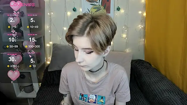 Snapshot of Angel_Jules chatting on 12-30-24, 01:15 Angel Jules online show from 12-30-24, 01:15