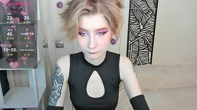 Snapshot of Angel_Jules chatting on 01-07-25, 01:38 Angel Jules online show from 01-07-25, 01:38