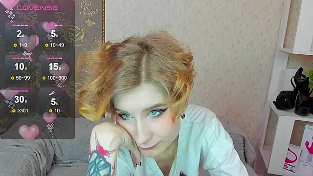 Snapshot of Angel_Jules chatting on 01-25-25, 04:34 Angel Jules online show from 01-25-25, 04:34