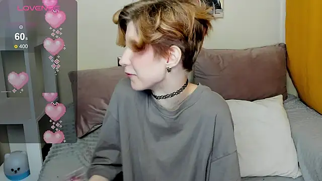 Snapshot of Angel_Jules chatting on 01-31-25, 04:25 Angel Jules online show from 01-31-25, 04:25