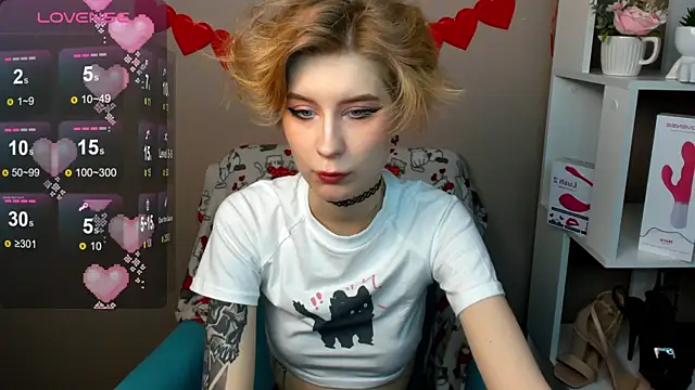 Snapshot of Angel_Jules chatting on 02-15-25, 12:59 Angel Jules online show from 02-15-25, 12:59