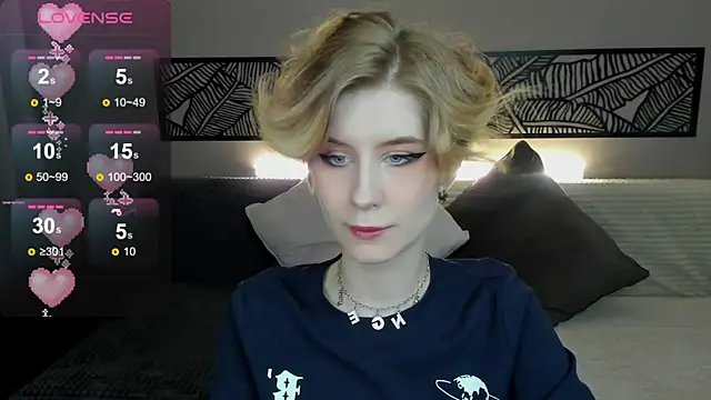 Snapshot of Angel_Jules chatting on 03-07-25, 12:58 Angel Jules online show from 03-07-25, 12:58