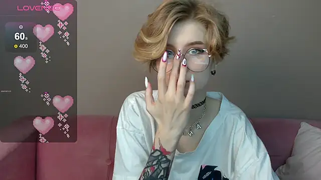 Snapshot of Angel_Jules chatting on 03-23-25, 04:16 Angel Jules online show from 03-23-25, 04:16