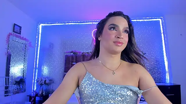 Snapshot of KylieVictoria chatting on 02-06-25, 04:42 KylieVictoria online show from 02-06-25, 04:42