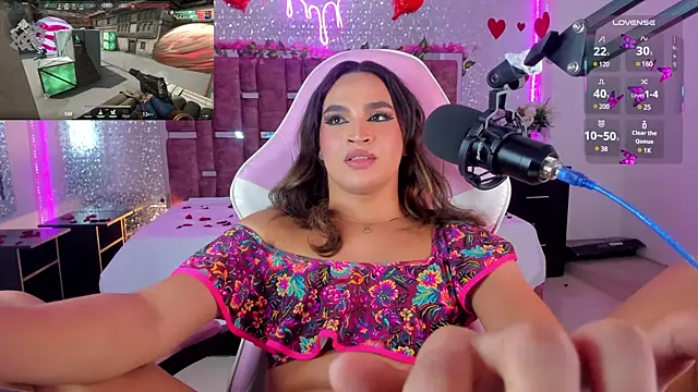 Snapshot of KylieVictoria chatting on 02-16-25, 07:59 KylieVictoria online show from 02-16-25, 07:59