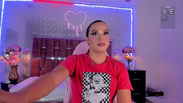 Snapshot of KylieVictoria chatting on 09-21-25, 04:25 KylieVictoria online show from 09-21-25, 04:25