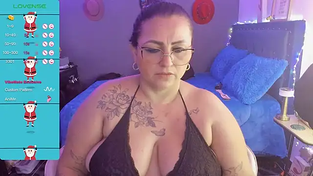 Ivonnee   online show from 12-13-24, 09:13