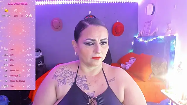 Ivonnee   online show from 12-28-24, 04:08