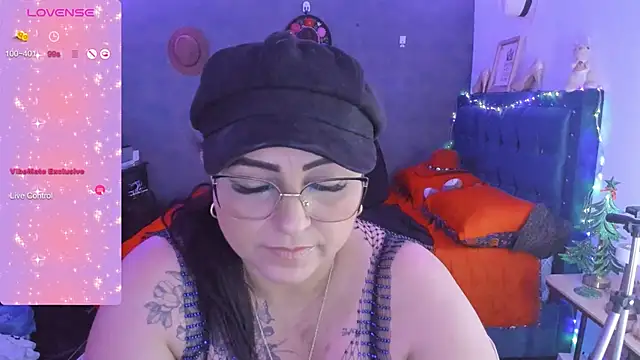 Ivonnee   online show from 12-29-24, 10:34