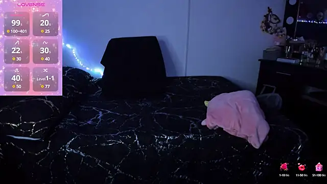 Ivonnee   online show from 01-15-25, 06:12