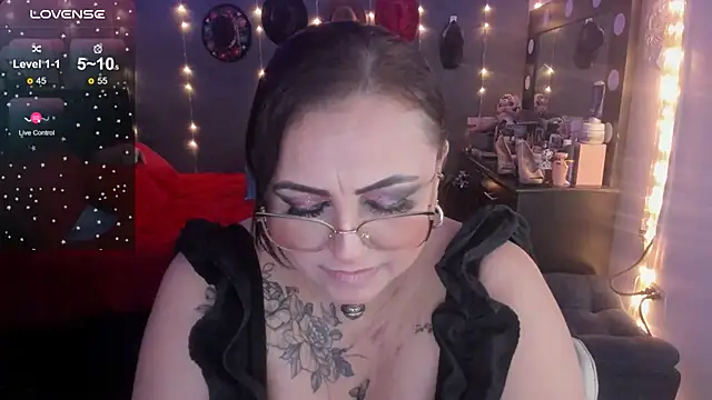 Ivonnee   online show from 03-02-25, 05:23