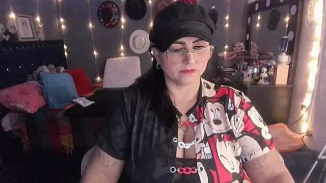 Ivonnee   online show from 03-16-25, 06:53