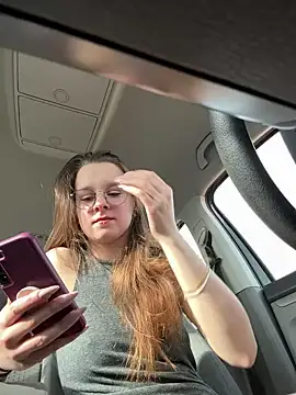 Izzy Inked online show from 03-05-25, 10:11