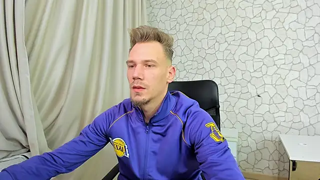 MateoBenjaminX online show from 02-04-25, 07:55