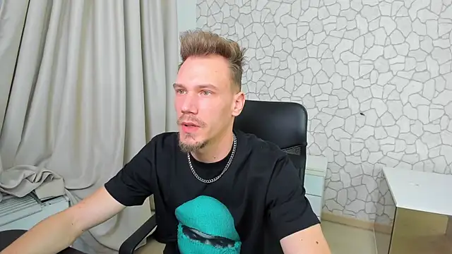 MateoBenjaminX online show from 02-15-25, 06:23