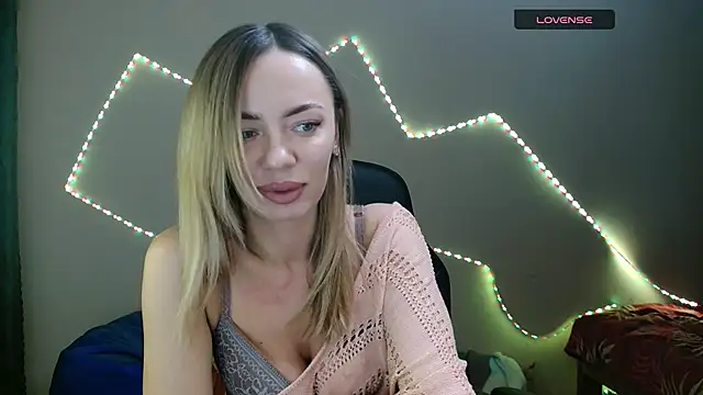 Snapshot of Daria_Spring chatting on 02-12-25, 07:13 Daria Spring online show from 02-12-25, 07:13