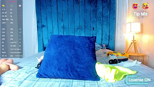 Snapshot of sweetebony_970 chatting on 01-27-25, 03:07 sweetebony 970 online show from 01-27-25, 03:07