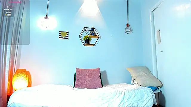 Snapshot of sweetebony_970 chatting on 03-21-25, 12:17 sweetebony 970 online show from 03-21-25, 12:17