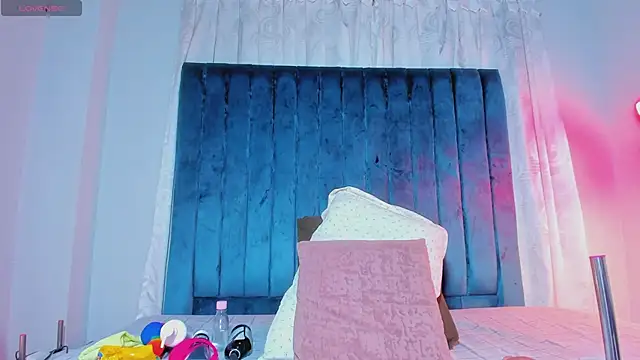 Snapshot of sweetebony_970 chatting on 11-11-25, 11:54 sweetebony 970 online show from 11-11-25, 11:54