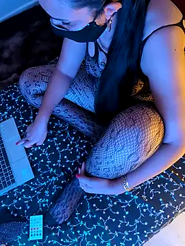 Snapshot of Lina_lolo chatting on 09-08-25, 08:30 Lina lolo online show from 09-08-25, 08:30