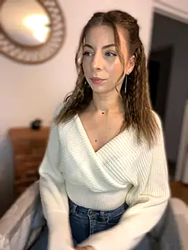 Mia Ethan online show from 11-05-25, 09:42