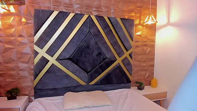 Alahia Dangelo online show from 03-02-25, 02:43