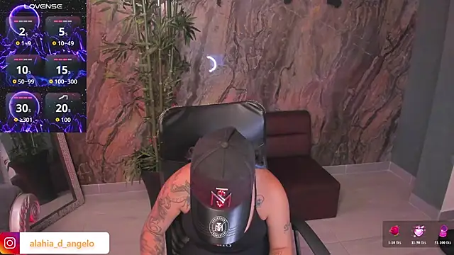Alahia Dangelo online show from 04-15-26, 05:31