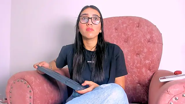  maria foxx  online show from 01-07-25, 02:19